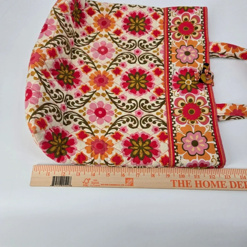 Vera‎ Bradley Folkloric Quilted Cotton Toggle Clasp Shoulder Tote Bag